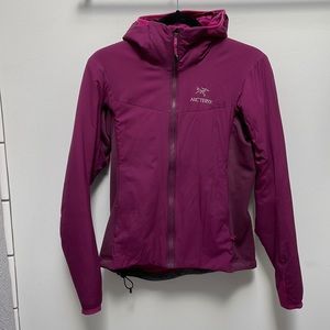 Arc’teryx Atom SL insulated Hoodie Jacket
